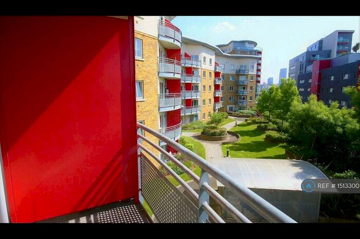 2 Bedroom Flat To Rent In John Bell Tower West, London, E3