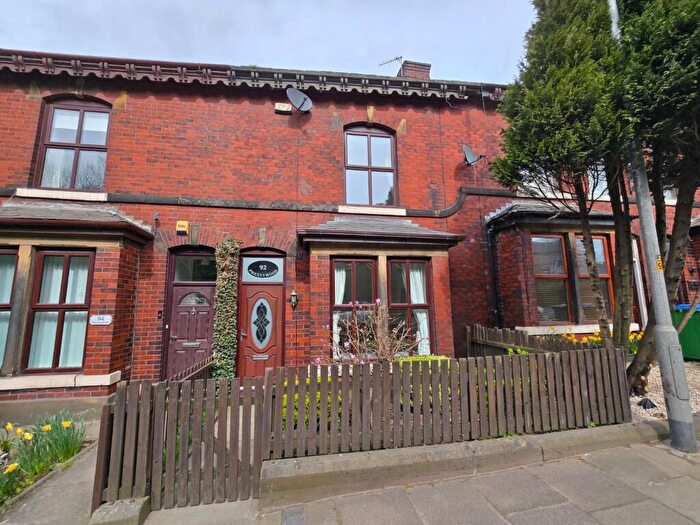 3 Bedroom Terraced House For Sale In Prettywood, Bury, BL9