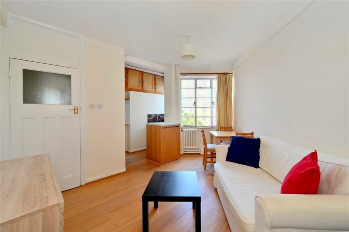 1 Bedroom Apartment To Rent In Highstone Mansions, Camden Road, London, NW1