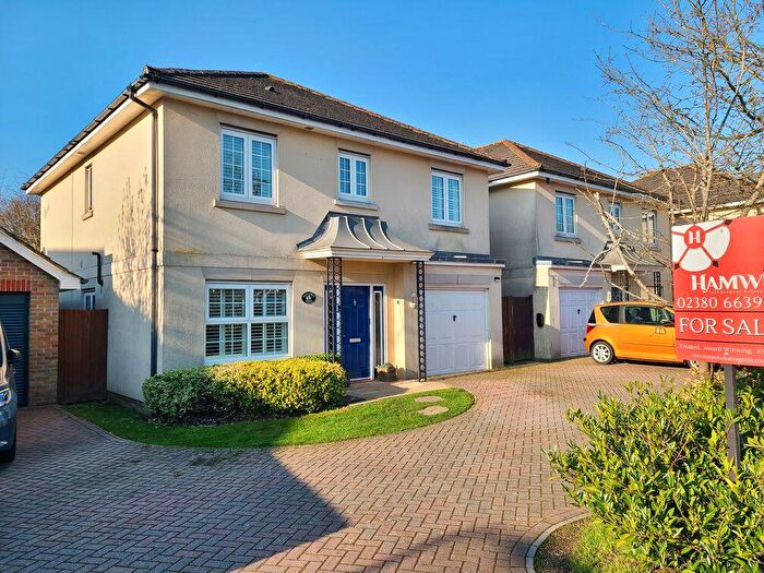 4 Bedroom Detached House For Sale In Hythe Road, Marchwood, SO40