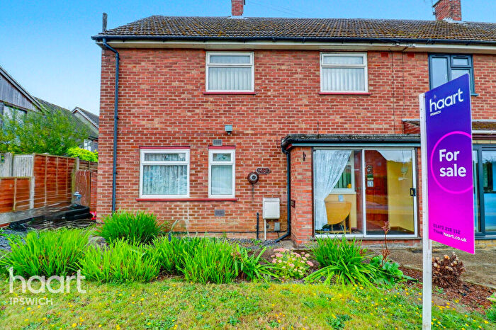 3 Bedroom Semi-Detached House For Sale In Donegal Road, Ipswich, IP1