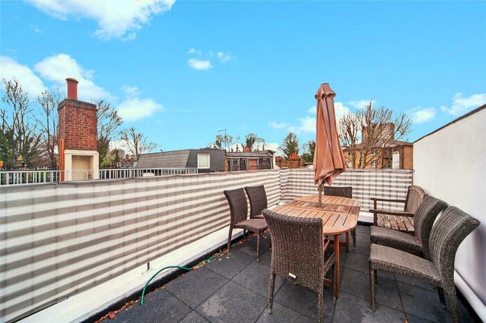 4 Bedroom End Of Terrace House To Rent In Home Road, Battersea, London, SW11