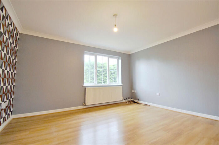 2 Bedroom Apartment To Rent In Riverslea Road, Coventry, CV3