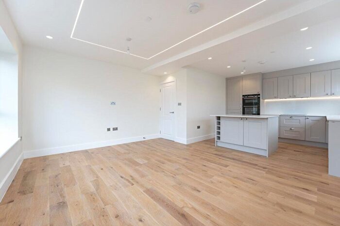 3 Bedroom Apartment For Sale In Mulgrave Road, Belmont, Sutton, SM2