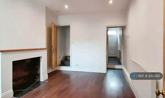 2 Bedroom Terraced House To Rent In Luther Street, Leicester, LE3