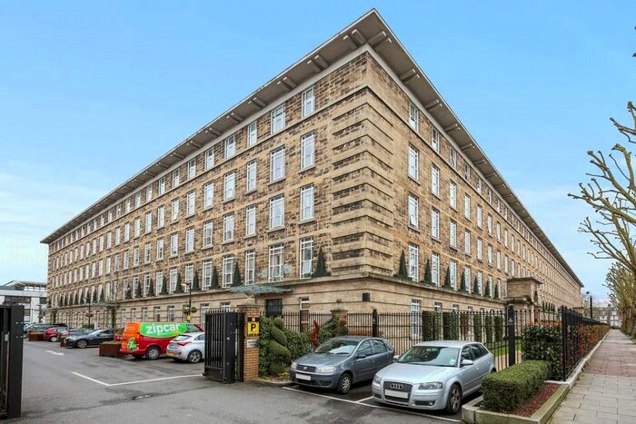 Studio To Rent In Bromyard Avenue, London, W3