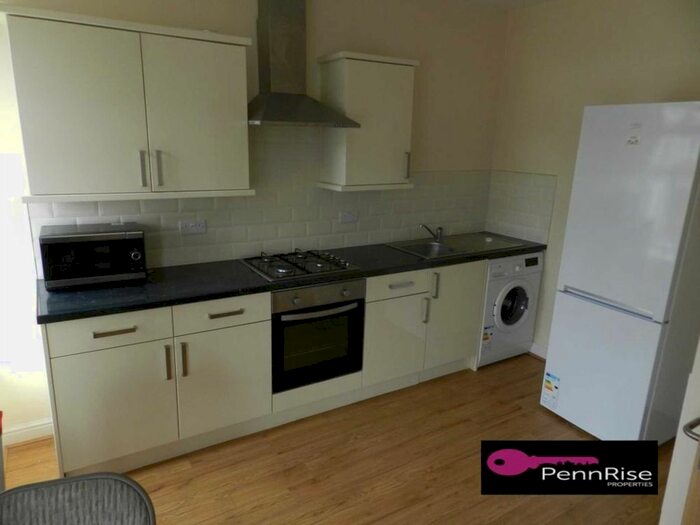 3 Bedroom Flat To Rent In Gordon Road, Cathays, CF24