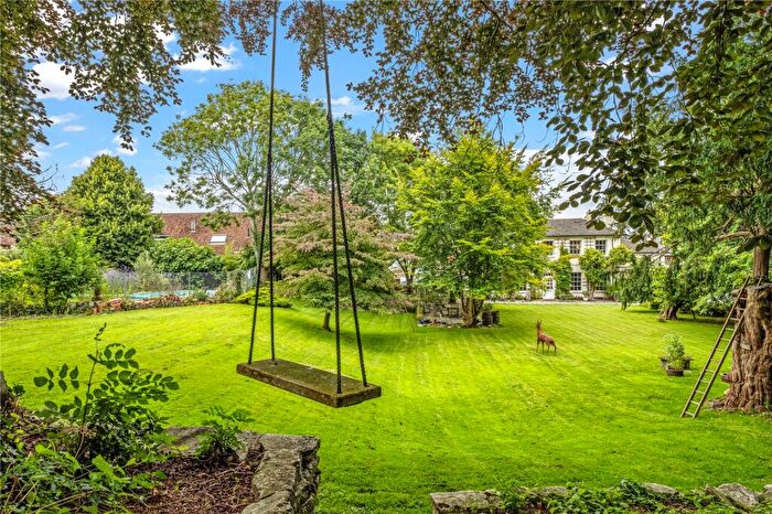 4 Bedroom Detached House For Sale In Pound Lane, Wareham, Dorset, BH20 - Photo 3