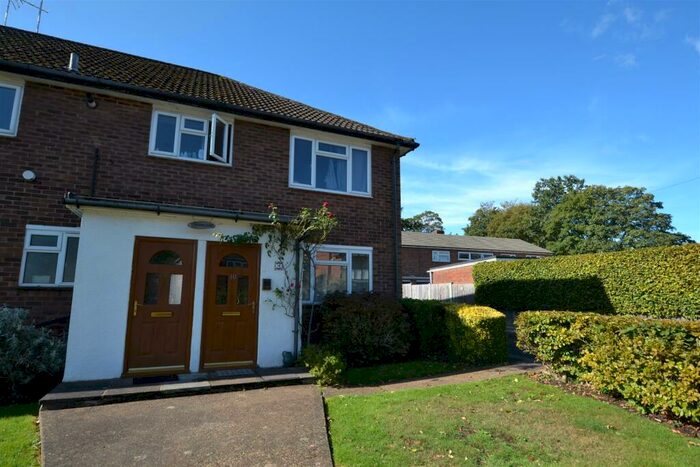 2 Bedroom Flat To Rent In Meadow Court, Victoria Road, Fleet, GU51