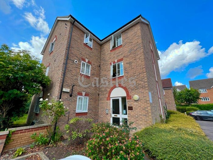 1 Bedroom Flat To Rent In Osprey Court, Osprey Road, Waltham Abbey, Essex, EN9