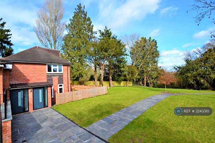 2 Bedroom Maisonette To Rent In Bishops Retreat, Shawford, Winchester, SO21