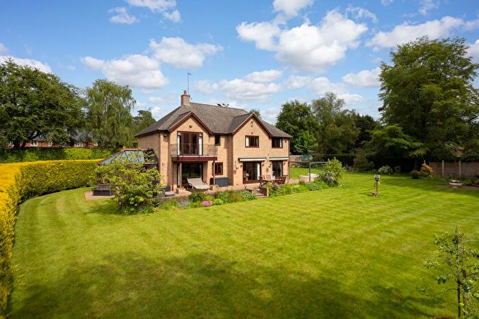 5 Bedroom Detached House To Rent In Harlestone Road, Church Brampton, Northampton, Northamptonshire, NN6