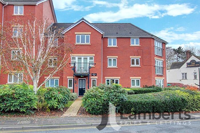 2 Bedroom Flat For Sale In Gloucester Close, Redditch, B97