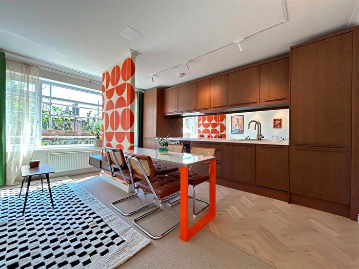 1 Bedroom Apartment To Rent In Selborne Place, Hove, BN3