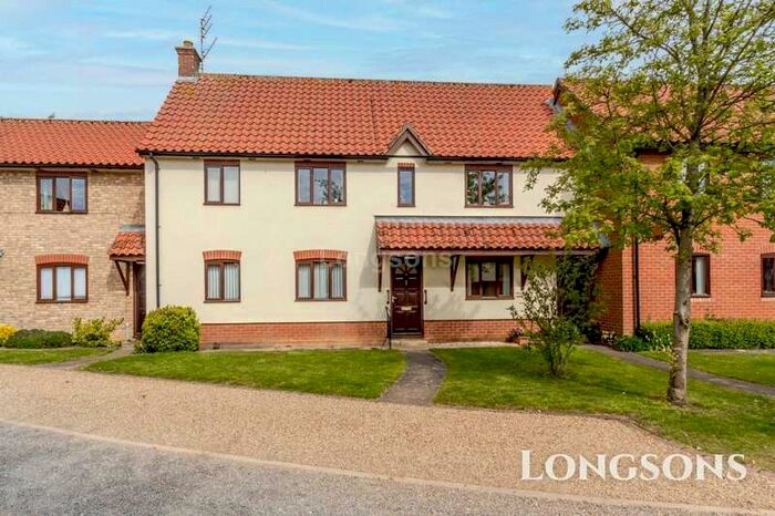 2 Bedroom Flat To Rent In Hollywell Gardens, Swaffham, PE37