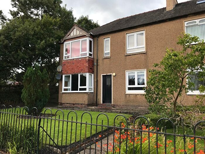 2 Bedroom Flat To Rent In Bonkle Road, Newmains, North Lanarkshire, ML2