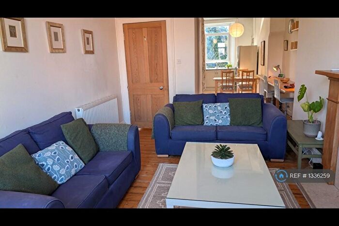 1 Bedroom Flat To Rent In Spring Gardens, Edinburgh, EH8