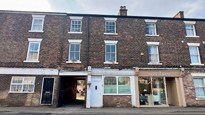 4 Bedroom Terraced House For Sale In High Street, Crowle, DN17