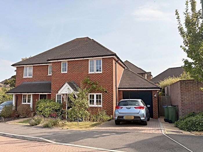 3 Bedroom Semi-Detached House For Sale In Newman Way, Billingshurst, RH14