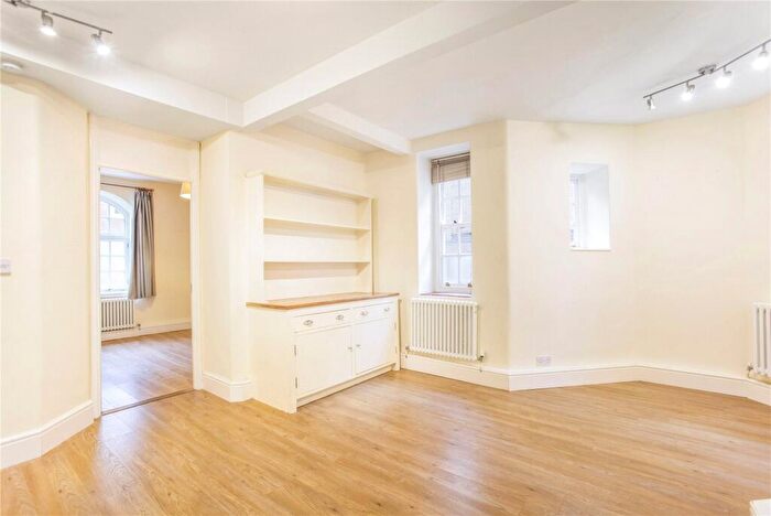2 Bedroom Apartment To Rent In Montclare Street, London, E2