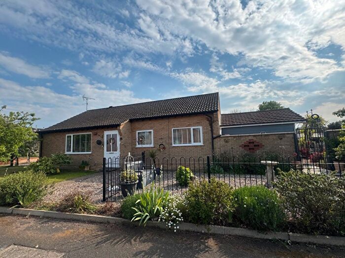 3 Bedroom Detached Bungalow For Sale In Grimshoe Road, Downham Market, PE38