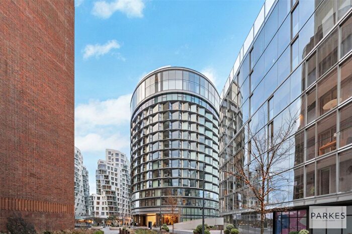 3 Bedroom Flat For Sale In Electric Boulevard, London, SW11