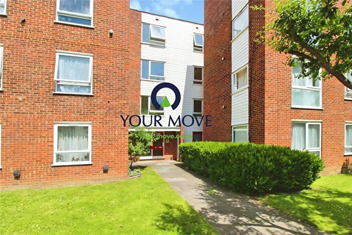 1 Bedroom Flat To Rent In Robin Hood Lane, Sutton, SM1