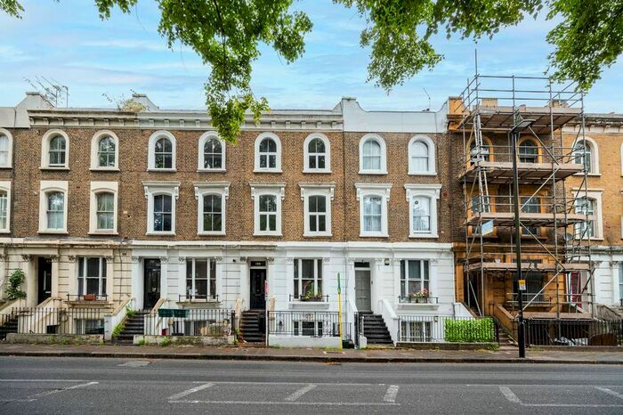 2 Bedroom Maisonette To Rent In St Pauls Road, Islington, London, N1