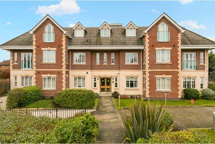 2 Bedroom Flat To Rent In Little Acre, Hermitage Lane, Windsor, SL4