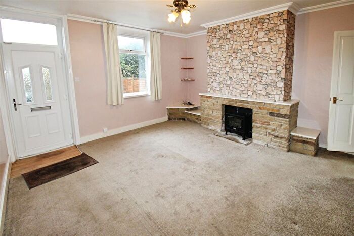 2 Bedroom Terraced House To Rent In Chapel Terrace, Allerton, BD15