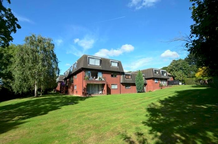 1 Bedroom Flat To Rent In Daintry Lodge, Watford Road, Northwood, HA6