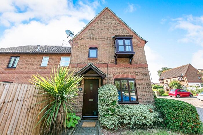 1 Bedroom Property To Rent In Weybrook Park, Guildford, GU4