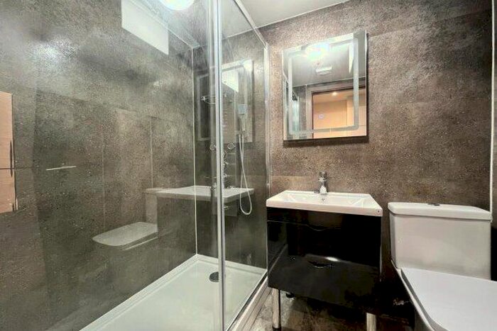 1 Bedroom Flat To Rent In Unity Place, Basingstoke, RG24