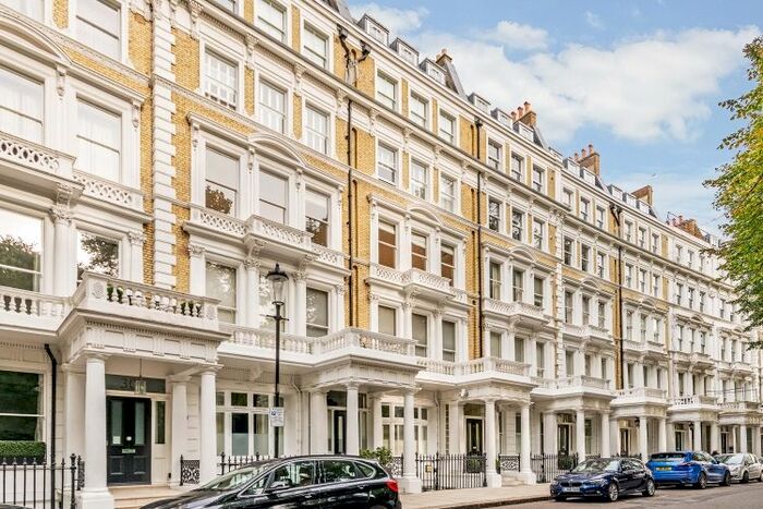 1 Bedroom Flat To Rent In Courtfield Gardens, London, SW5