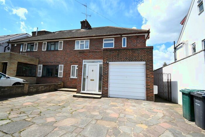 3 Bedroom Semi-Detached House To Rent In Fernside Avenue, London, NW7