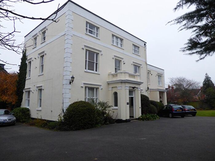 1 Bedroom Flat To Rent In Eastern Avenue, Reading, Berkshire, RG1