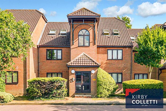 1 Bedroom Flat For Sale In Millers Lane, Stanstead Abbotts, Ware, SG12