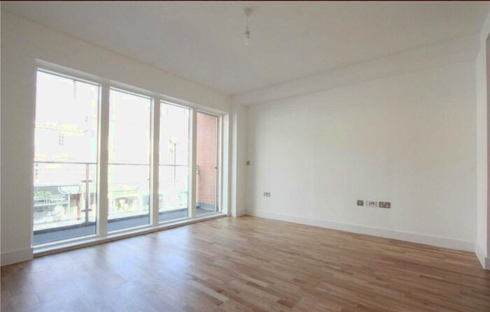 1 Bedroom Flat To Rent In The Grange, Portmill Lane, Hitchin, SG5