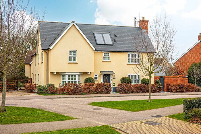 5 Bedroom Detached House For Sale In Christmas Tree Crescent, Hockley, SS5