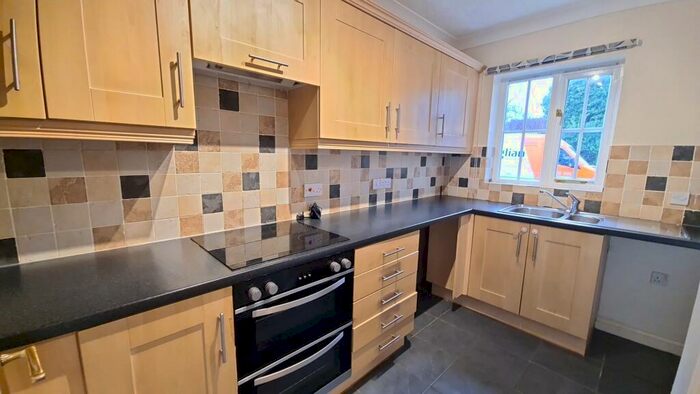 4 Bedroom Terraced House To Rent In Watling Street, Leighton Buzzard, LU7