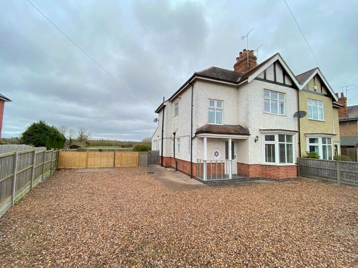 3 Bedroom Semi-Detached House To Rent In Cossington Road, Sileby, Leicestershire, LE12