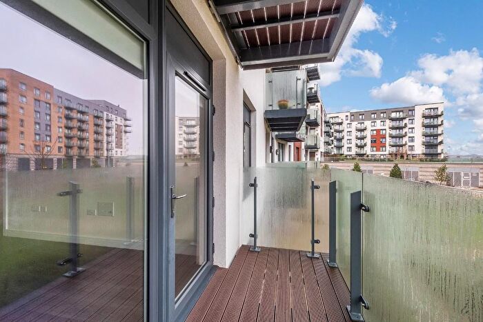 1 Bedroom Flat For Sale In Ocean Drive, Gillingham, Kent, ME7