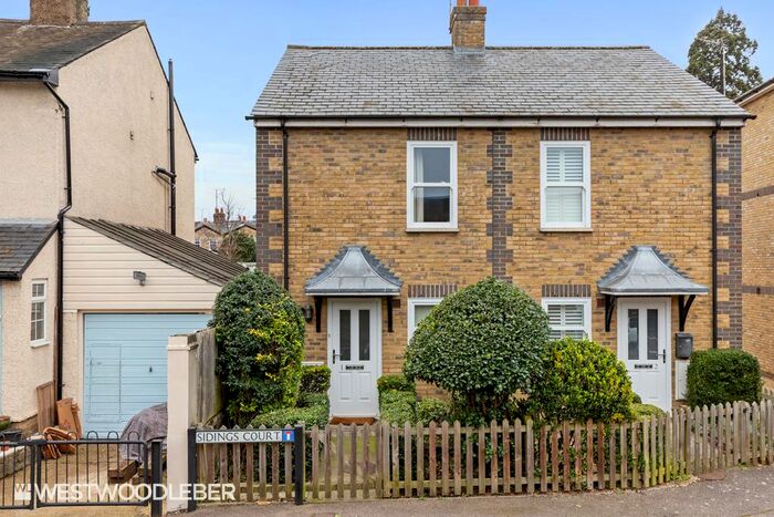 2 Bedroom Semi-Detached House To Rent In Sidings Court, Hertford, SG14