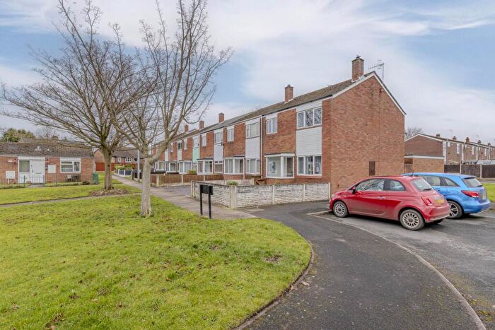 2 Bedroom Town House For Sale In Fonthill Walk, Stoke On Trent, ST2