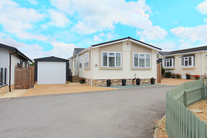 2 Bedroom Park Home For Sale In Mulberry Court, Picket Piece, Andover, SP11