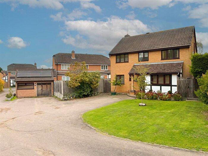4 Bedroom Detached House For Sale In Briery Close, Great Oakley, Corby, NN18