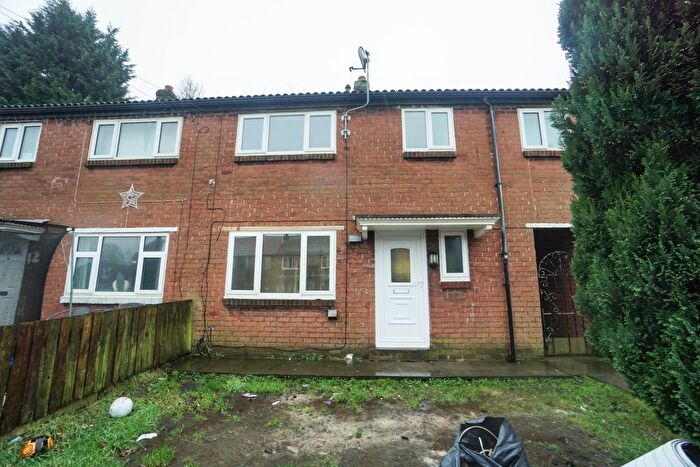 3 Bedroom Semi-Detached House To Rent In Kentmere Road, Breightmet, Bolton, Lancashire, BL2