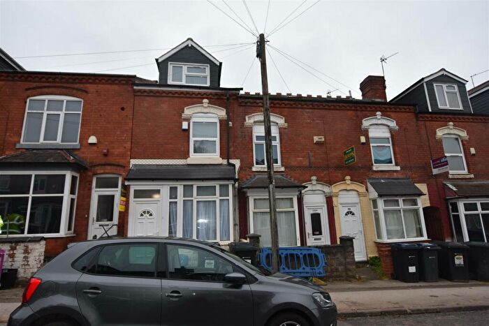 6 Bedroom House To Rent In Hubert Road, Birmingham, B29