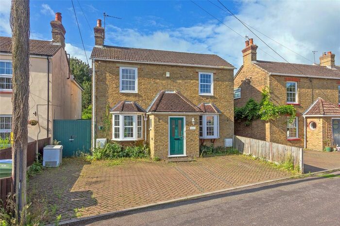 3 Bedroom Detached House For Sale In Primrose Lane, Bredgar, Sittingbourne, Kent, ME9