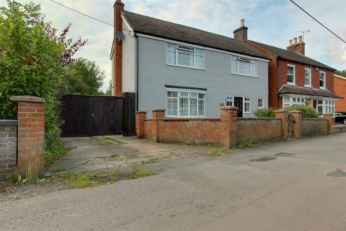3 Bedroom Detached House To Rent In School Lane, Eaton Bray, LU6